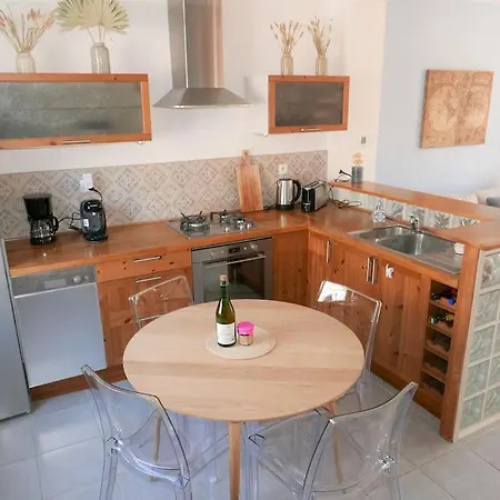 Les Trois Matelots *