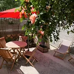 Les Trois Matelots Holiday home